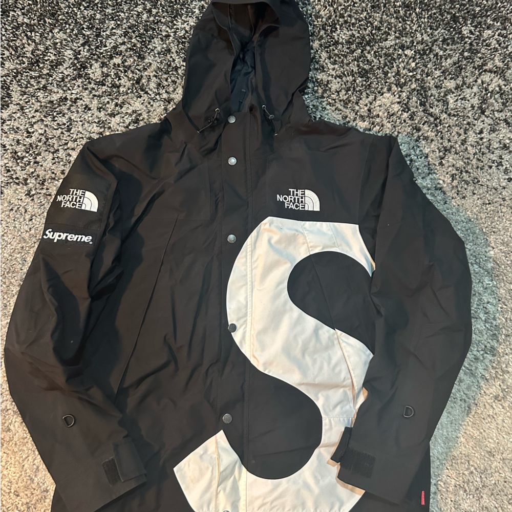 Supreme The north Face S logo Mountain Jacket